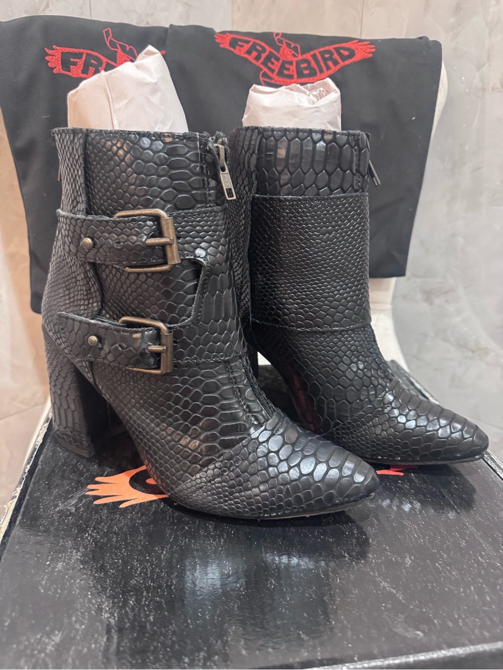 NEW Freebird Black Snake-Embossed Buckle Block Heel Ankle Boots - Picture 4 of 5